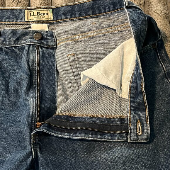 LL Bean Jeans Men’s 38x29 Classic Fit Straight Denim Medium Wash Preppy Blue - Picture 6 of 13